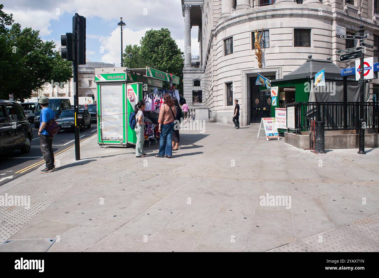 Trafalgar Square, London, Großbritannien im Jahr 2003 Stockfoto