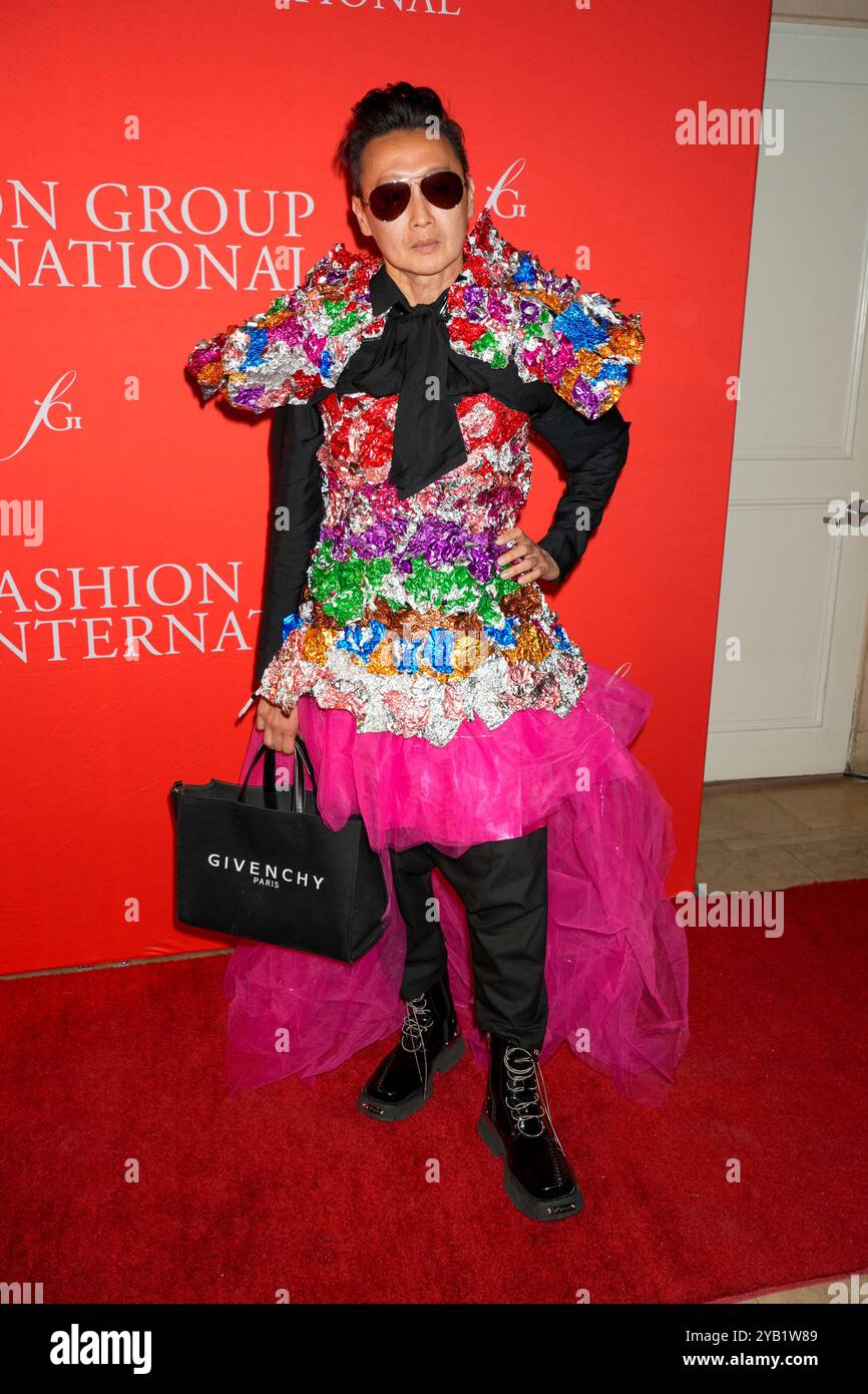 New York, Usa. Oktober 2024. Andy Yu während der FGI-Gala 2024, 40. Jahrestag der Fashion Group International, die am Dienstag, 15. Oktober 2024, im Rainbow Room in New York City, New York, USA stattfand. Quelle: Jennifer Graylock/Alamy Live News Stockfoto