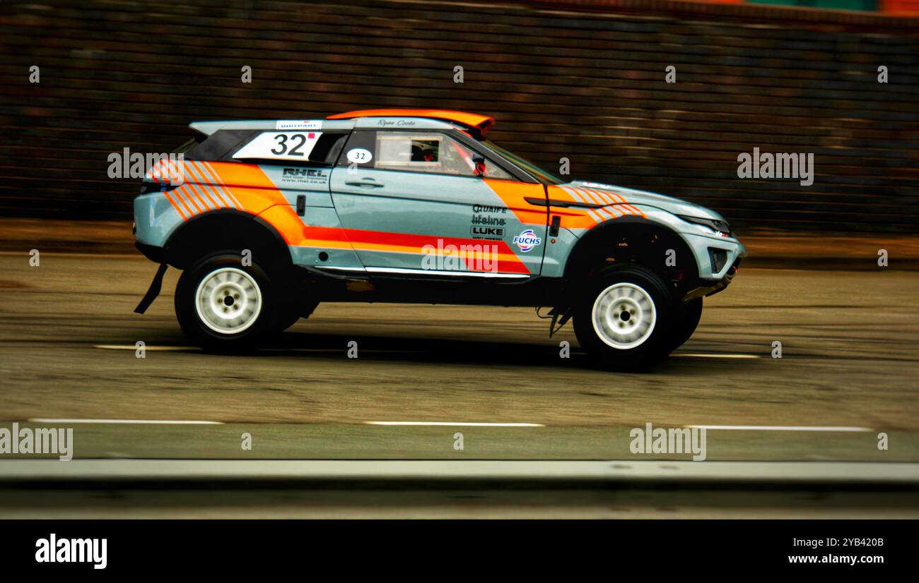 Ein Land Rover Range Rover Evoque auf dem Coventry Motofest 2024 Stockfoto