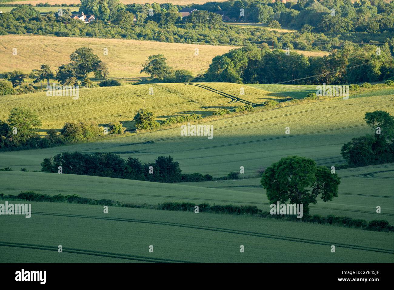 Ich schaue an einem Frühlingsabend von den nördlichen Tiefen herunter Stockfoto