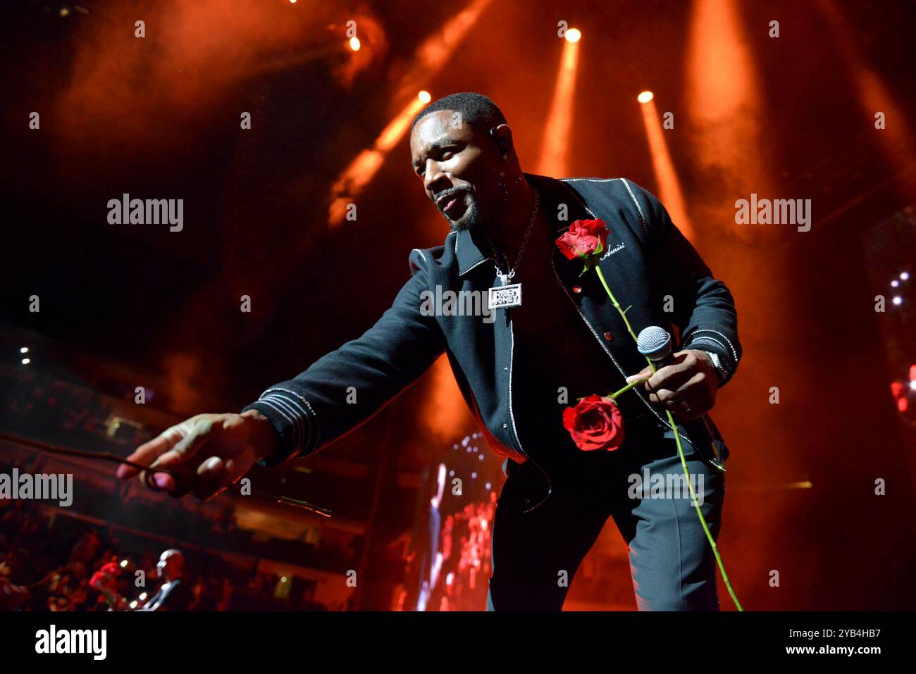 Dallas, USA. Oktober 2024. Tyrese, Ginuwine, Tank (T.G.T.) tritt während der R&B Forever Tour im American Airline Center am 11. Oktober 2024 in Dallas, TX auf. (Foto: Yolanda Smith/SIPA USA) Credit: SIPA USA/Alamy Live News Stockfoto
