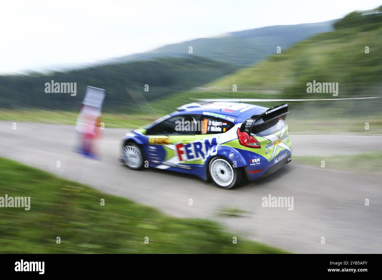 Trier, 19. August 2011, Dennis Kuipers und sein Mitfahrer Frederic Miclotte in ihrer Ford Fiesta in der ersten Etappe (Ruwertal/Fell 1) der WR Stockfoto