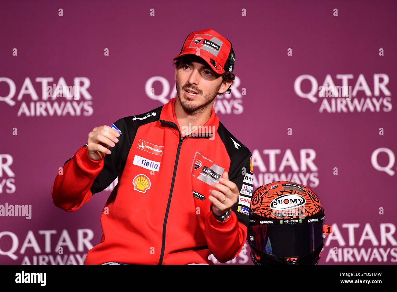 MELBOURNE, AUSTRALIEN. Oktober 2024. Im Bild: Francesco Bagnaia, Nummer 1 Italiens, fährt für Ducati Lenovo während der MotoGP Pre Race Press Conference beim Qatar Airways Australian Motorcycle Grand Prix 2024 auf dem Phillip Island Circuit. Quelle: Karl Phillipson/Alamy Live News Stockfoto