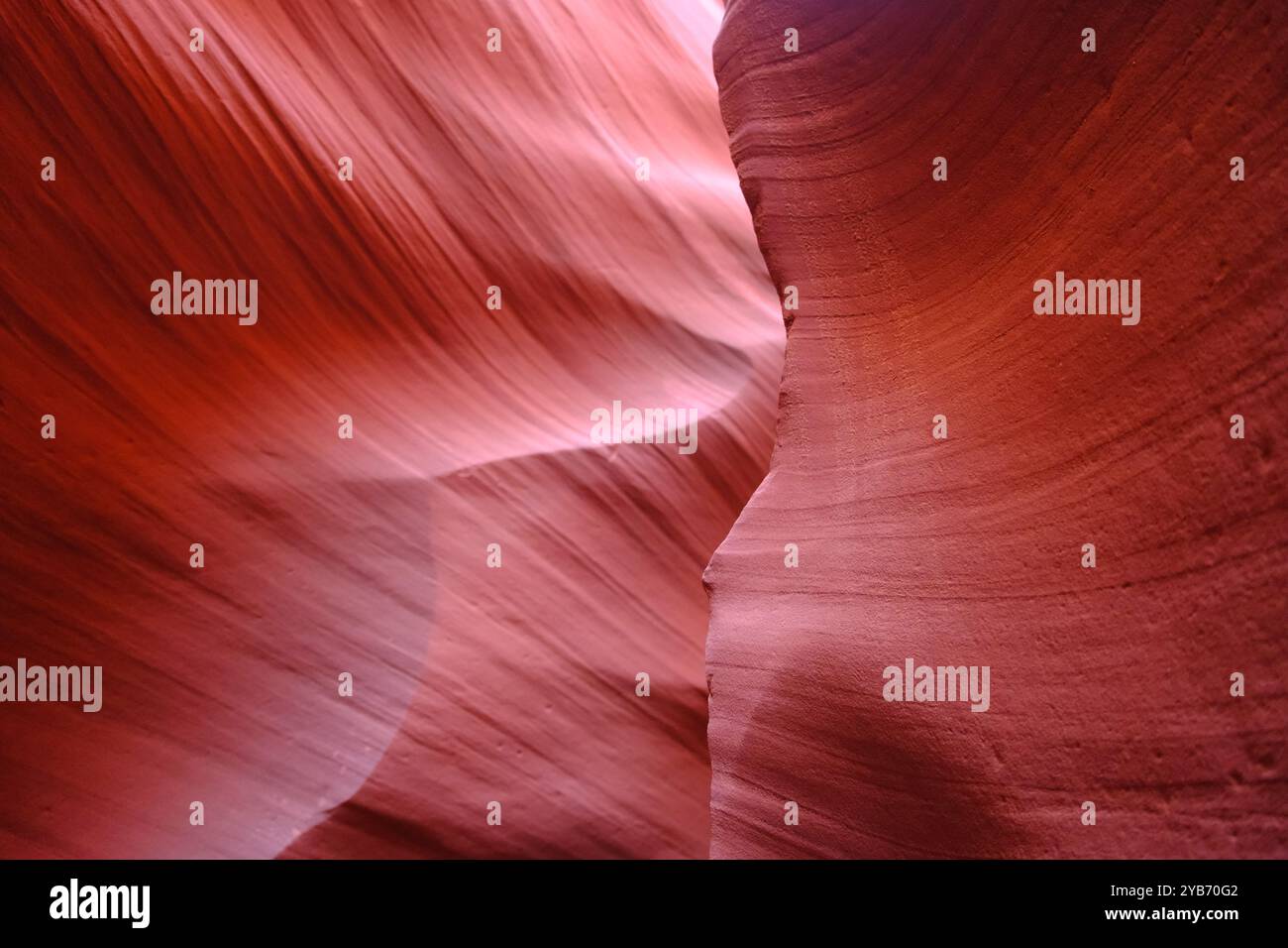 Wunderschöne Kurven auf Felsen im Lower Antelope Canyon, Arizona, Amerika Stockfoto