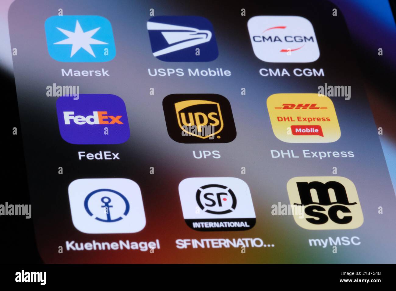 Maersk, USPS, CMA CGM, FedEx, USV, DHL Express, Kuehne + Nagel, SF Express und Mediterranean Shipping Company (MSC). Verschiedene weltweit führende Logistik Stockfoto