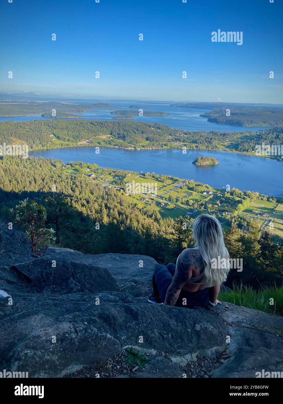 Aussicht auf die Insel - Smartphone-aufgenommenes Stockfoto