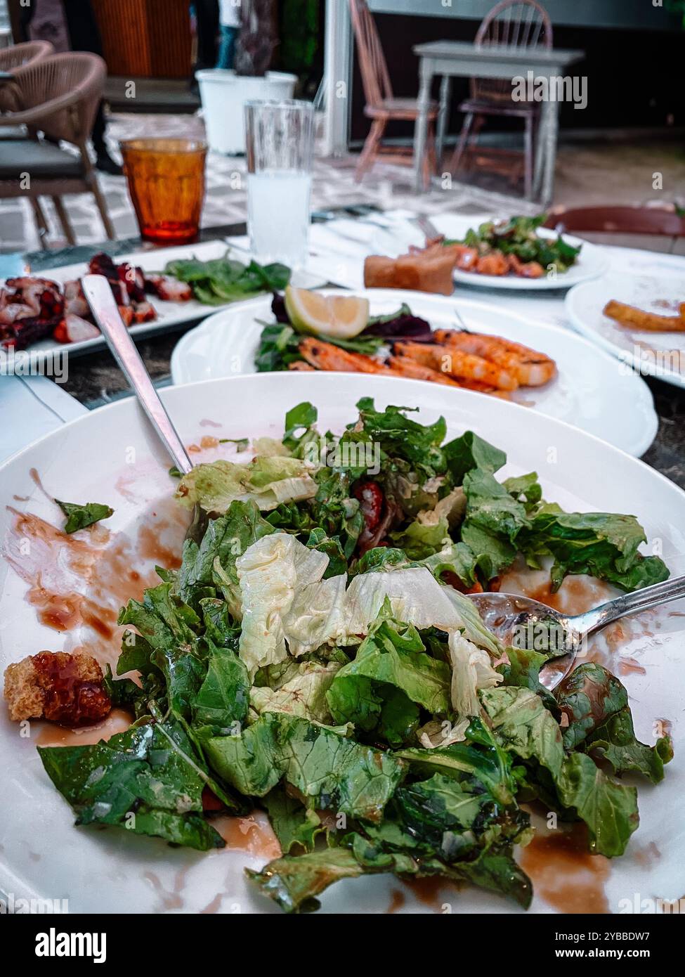 Artischockensalat mit schimmligem cheese.greek-Salat Stockfoto