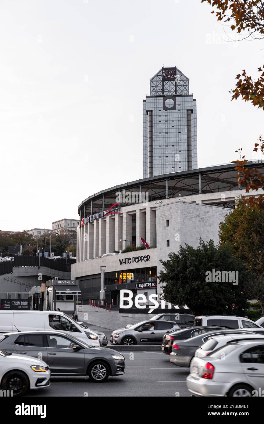 Istanbul, Turkiye - 14. OCT 2024: Das Besiktas Tupras Stadion ist ein Mehrzweckstadion im Stadtteil Besiktas in Istanbul. Es ist die Heimat o Stockfoto