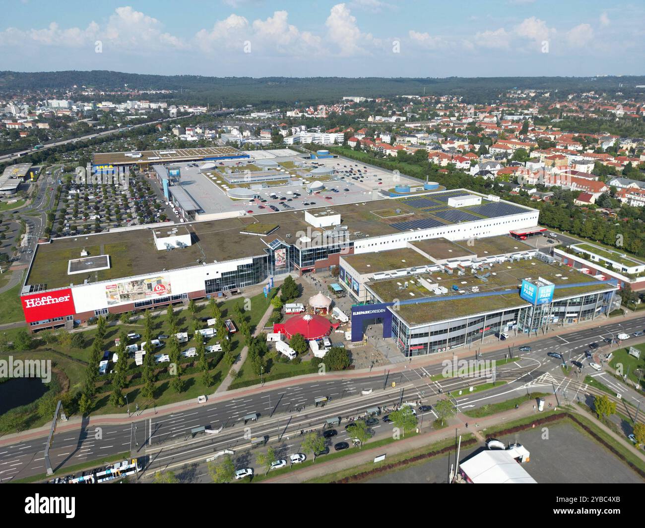 Elbepark Dresden Kaditz der Elbepark Dresden ist ein Einkaufszentrum im ...