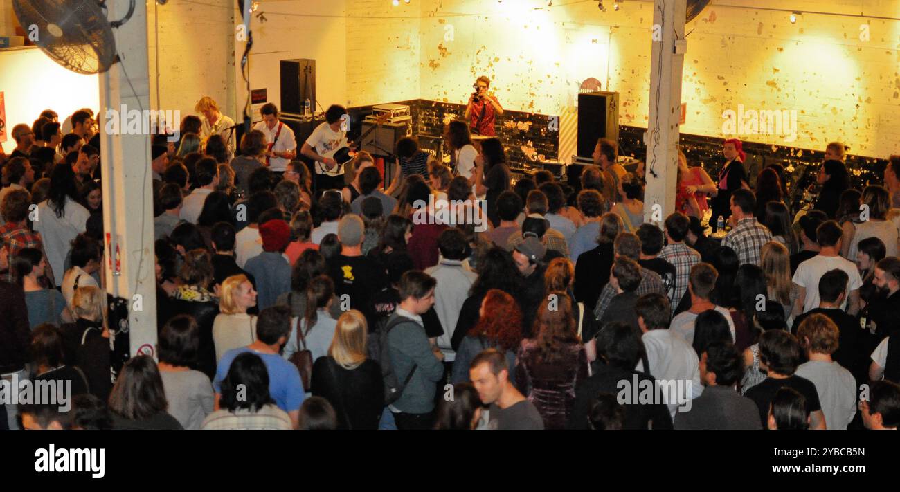 King Gizzard and the Lizard Wizard live in 1000 £ Bend, Melbourne, 22.11.12 im Rahmen der Melbourne Music Week 2012. Stockfoto