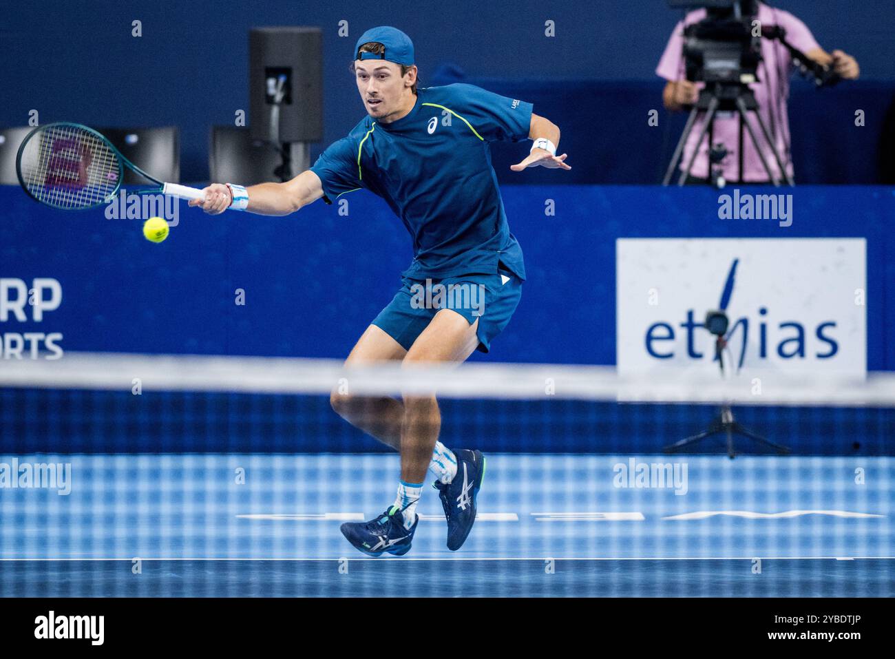Antwerpen, Belgien. Oktober 2024. Alex de Minaur aus Australien wurde während eines Tennisspiels im Viertelfinale des Einzelwettbewerbs beim ATP European Open Tennis Turnier in Antwerpen am Freitag, den 18. Oktober 2024, in Aktion gezeigt. BELGA FOTO JASPER JACOBS Credit: Belga News Agency/Alamy Live News Stockfoto