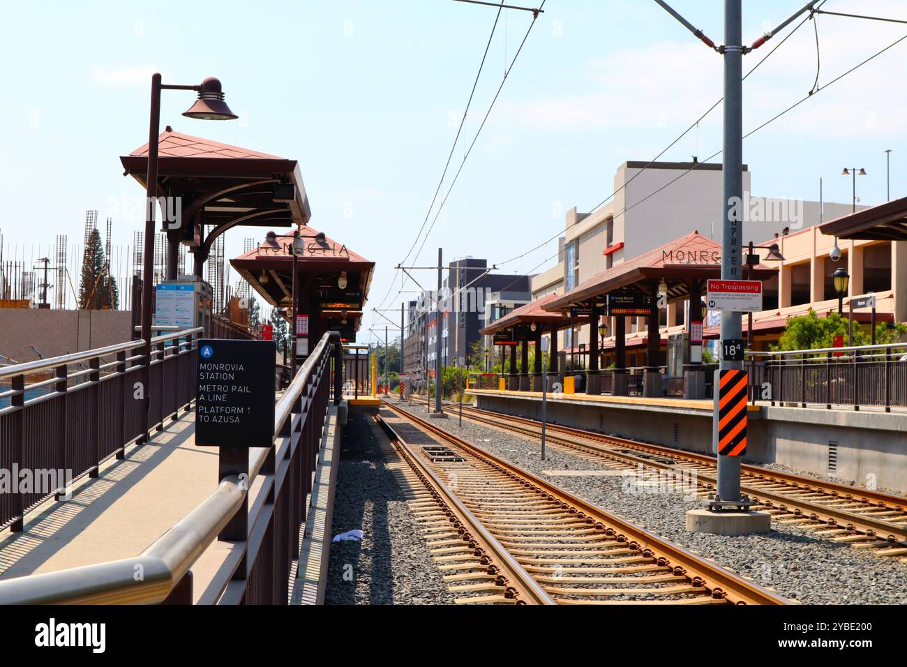 Monrovia (LA County), Kalifornien: Monrovia Metro Station A Line Train Stockfoto