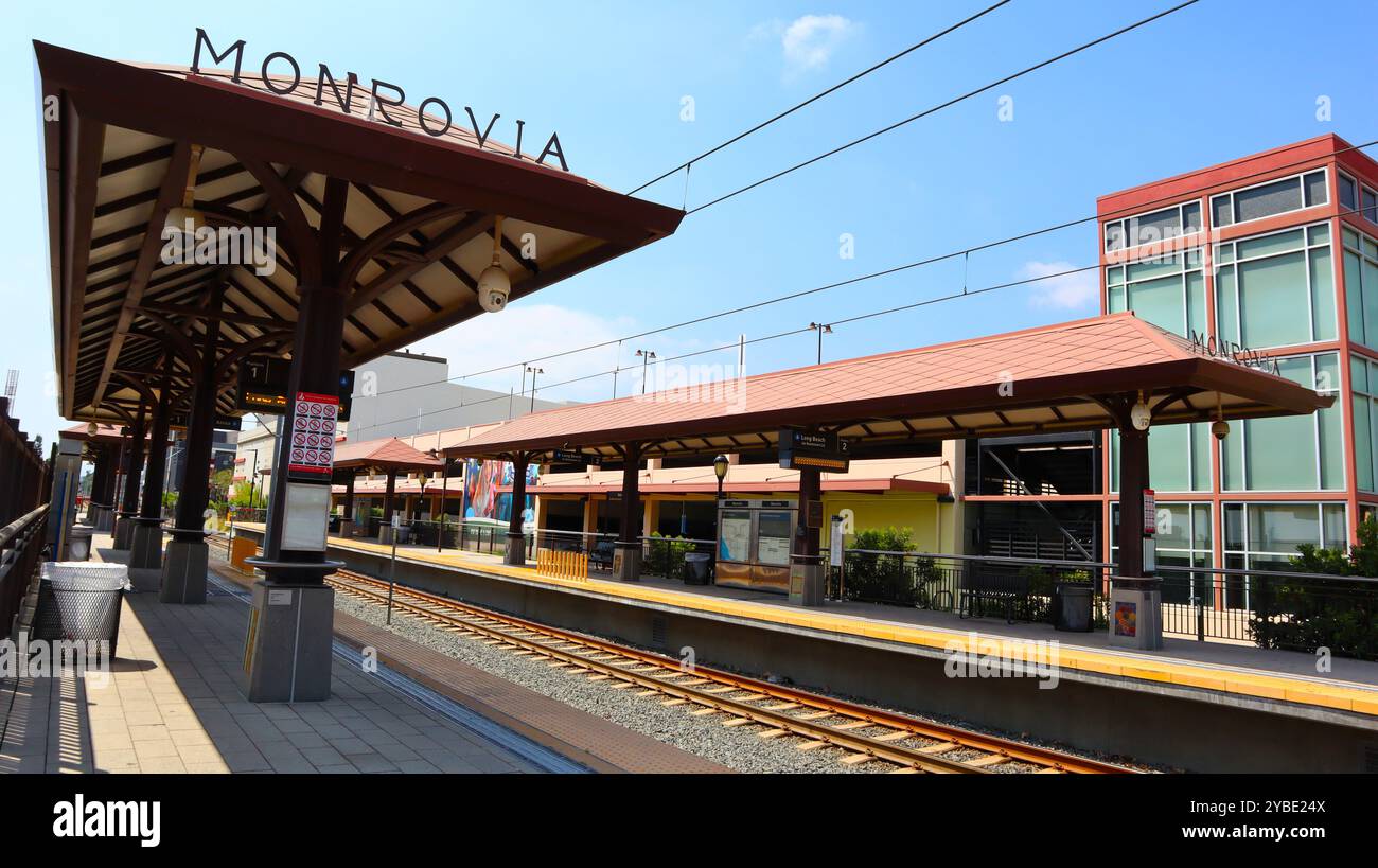 Monrovia (LA County), Kalifornien: Monrovia Metro Station A Line Train Stockfoto