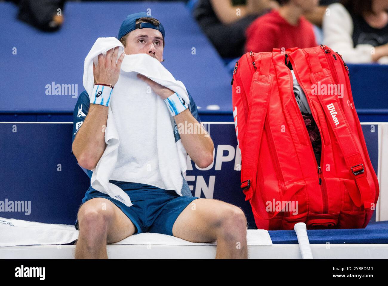 Antwerpen, Belgien. Oktober 2024. Der australische Alex de Minaur ist bei einem Tennisspiel im Viertelfinale des Einzelwettbewerbs beim ATP European Open Tennis Turnier in Antwerpen am Freitag, den 18. Oktober 2024, zu sehen. BELGA FOTO JASPER JACOBS Credit: Belga News Agency/Alamy Live News Stockfoto