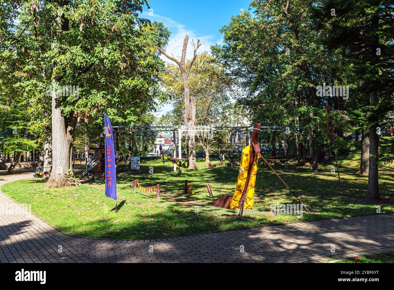 Adrenalinpark in Vrnjačka Banja, Serbien Stockfoto