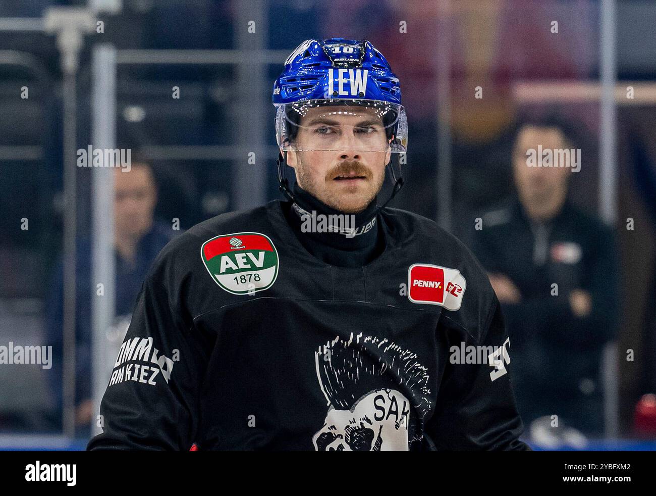 München, Deutschland. Oktober 2024. Chris Collins (Augsburger Panther, Nr. 10)/Porträt/Porträt. GER, EHC Red Bull München gegen Augsburger Panther, Eishockey, DEL, 10. Spieltag, Saison 2024/2025, 18.10.2024. Foto: Eibner-Pressefoto/Heike feiner Credit: dpa/Alamy Live News Stockfoto