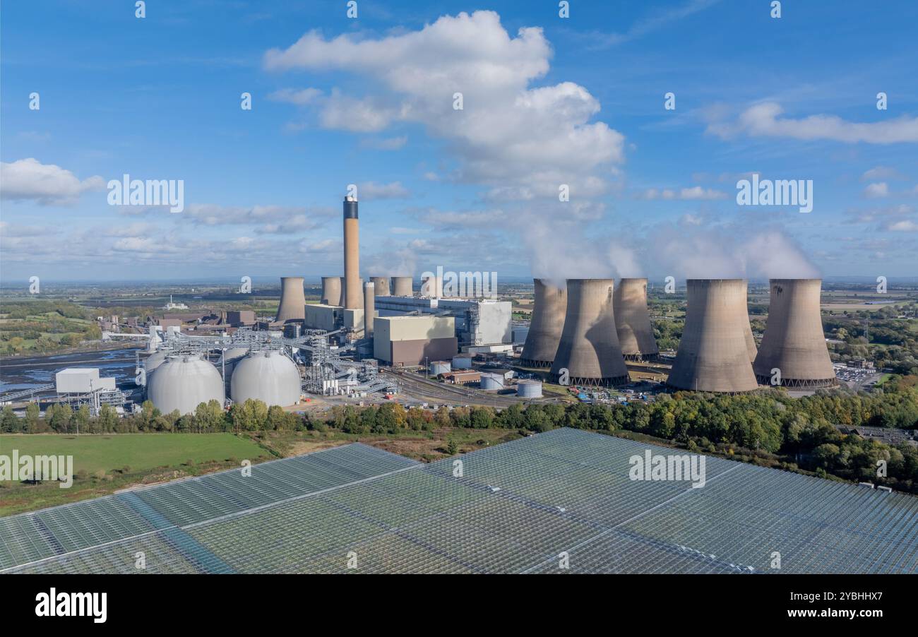 Kraftwerk Drax in Großbritannien. Stromerzeugung aus Biomasse in East Yorkshire. Stromnetz. UK. Grüne Energie. Stockfoto