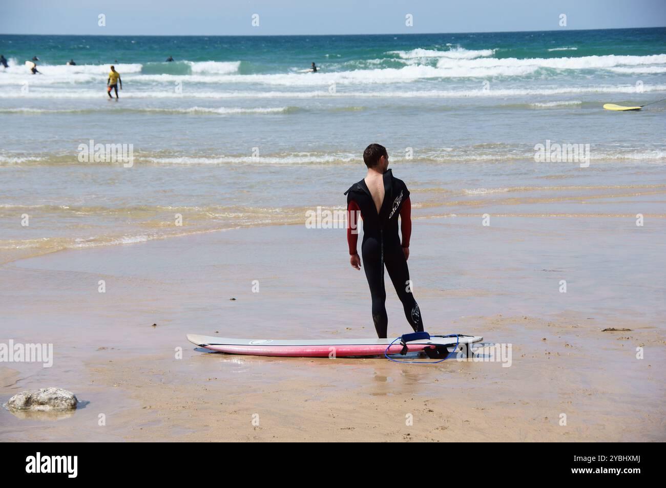 Die britische Küste und der Vulkan Stockfoto