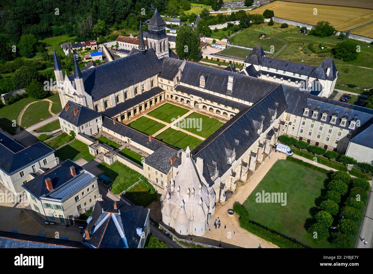 Frankreich, Maine-et-Loire (49), Fontevraud-l'Abbaye, Loire-Tal, das von der UNESCO zum Weltkulturerbe erklärt wurde, die Königliche Abtei Stockfoto