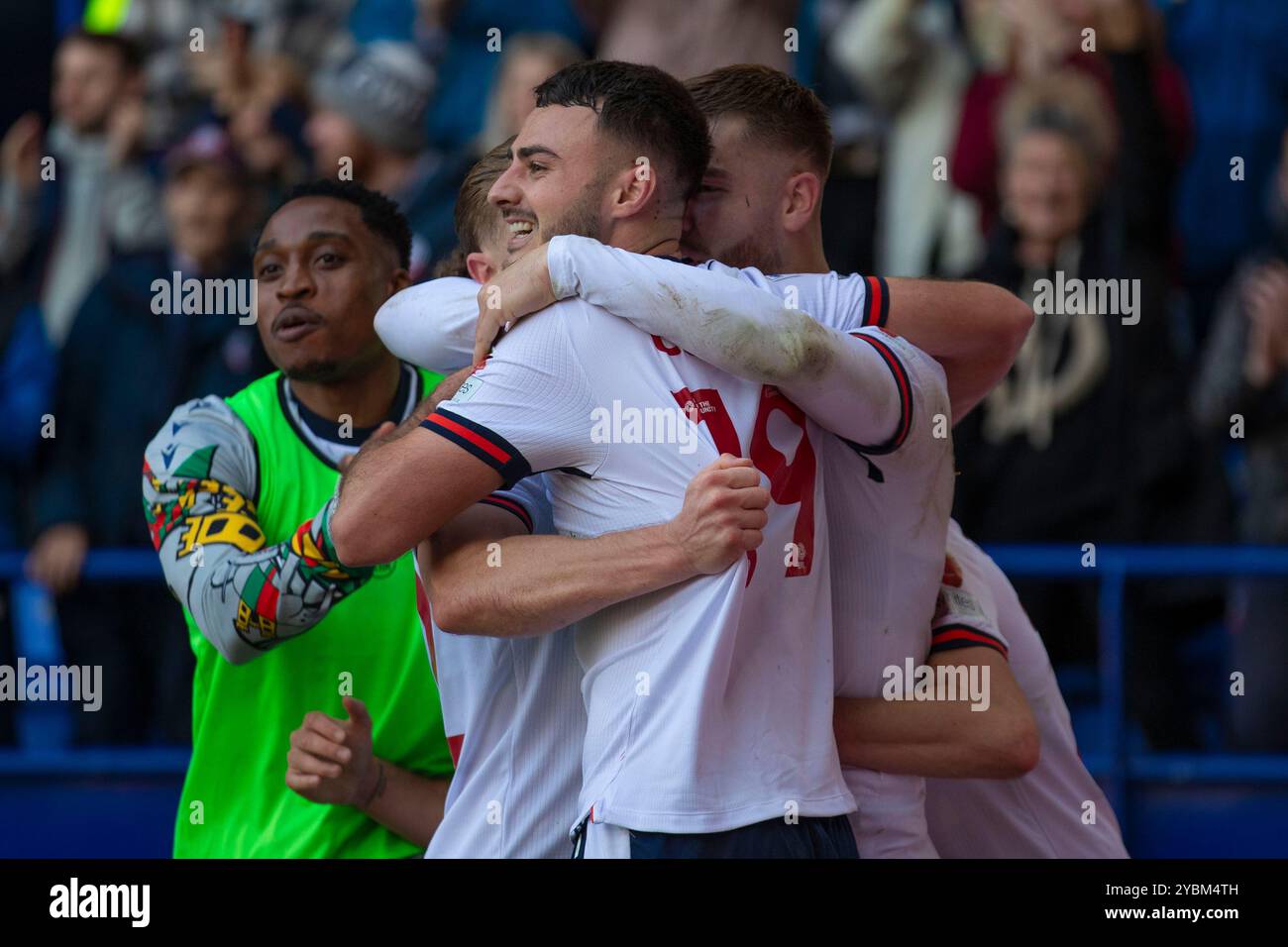 Toughsheet Stadium, Bolton am Samstag, den 19. Oktober 2024. Während des Spiels der Sky Bet League 1 zwischen Bolton Wanderers und Burton Albion im Toughsheet Stadium, Bolton am Samstag, den 19. Oktober 2024. (Foto: Mike Morese | MI News) Credit: MI News & Sport /Alamy Live News Stockfoto