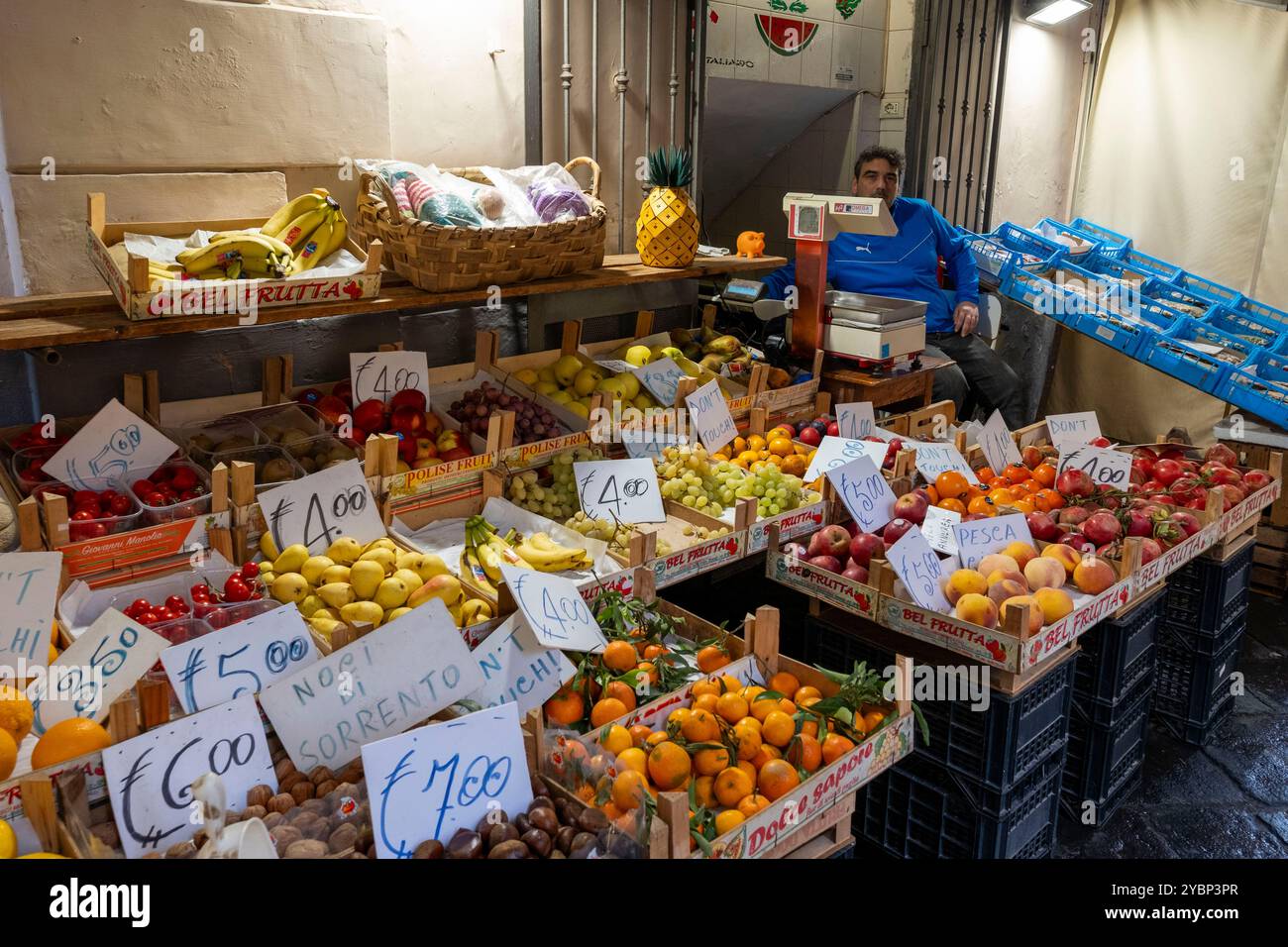 Obsthändler Stall Sorrento, Kampanien, Italien Stockfoto