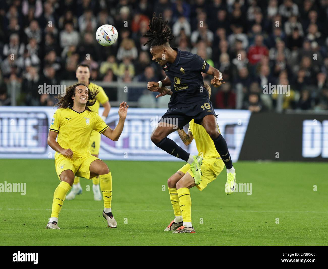 Turin, Italien. Oktober 2024. Khephren Thuram nimmt am 19. Oktober 2024 am Spiel der Serie A 2024-2025 zwischen Juventus und Lazio in Turin Teil. (Foto: Loris Roselli) Credit: NurPhoto SRL/Alamy Live News Stockfoto