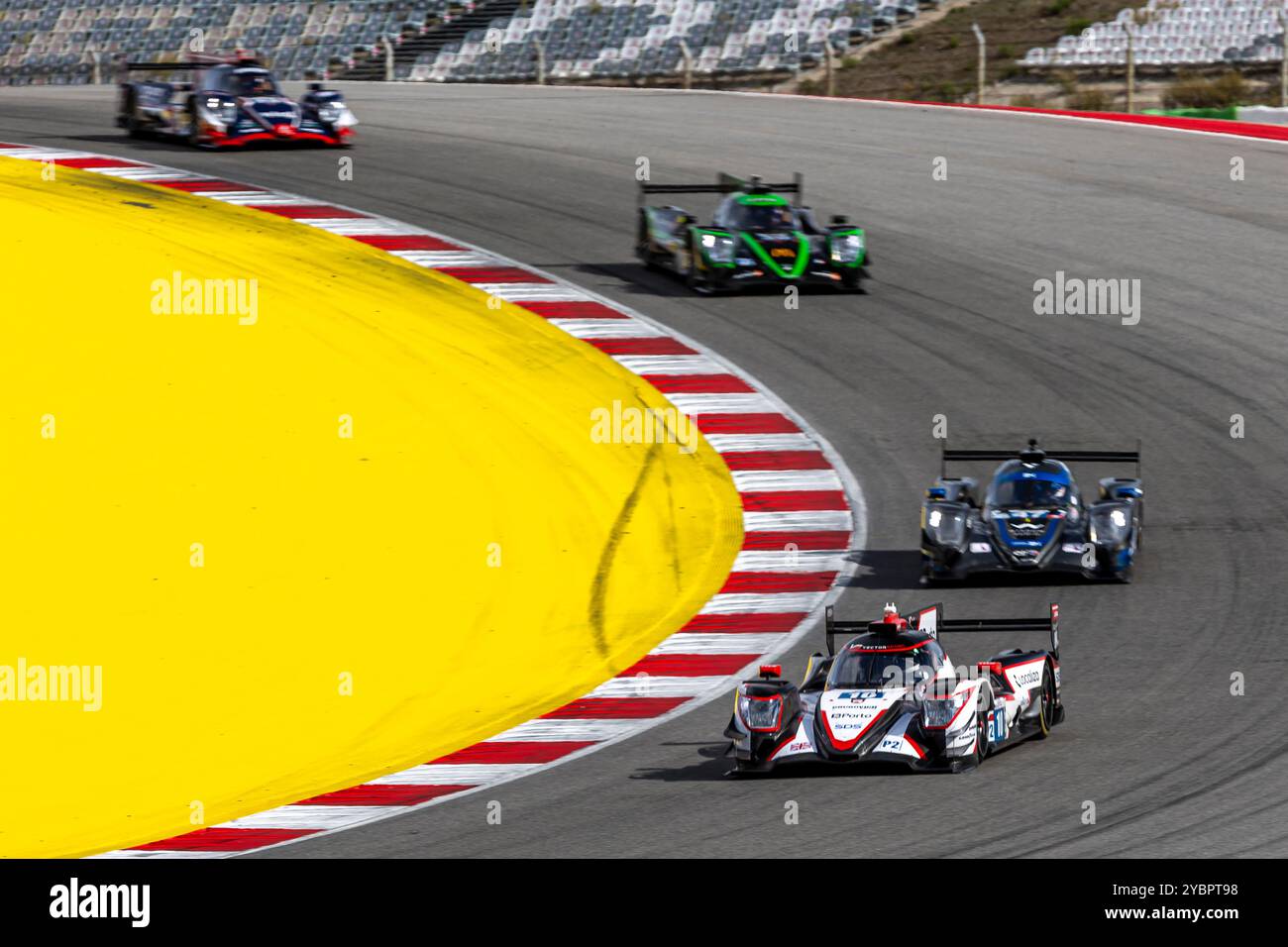 Portimao, Portugal, 19. Oktober 2024, #10 Vector Sport (GBR) - Oreca 07/Gibson (LMP2) - Ryan Cullen (GBR) Stéphane Richelmi (MCO) Felipe Drugovich (BRA) während der 4 Stunden von Portimao, sechste und letzte Runde der europäischen Le Mans Serie 2024 im Autodromo Internacional do Algarve, Portimao (Portugal), 16.-19. Oktober 2024 - Foto Vermeulen von Kristulen Stockfoto