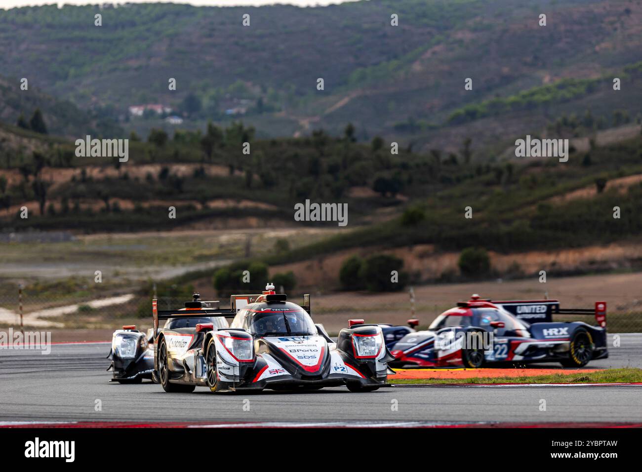 Portimao, Portugal, 19. Oktober 2024, #10 Vector Sport (GBR) - Oreca 07/Gibson (LMP2) - Ryan Cullen (GBR) Stéphane Richelmi (MCO) Felipe Drugovich (BRA) während der 4 Stunden von Portimao, sechste und letzte Runde der europäischen Le Mans Serie 2024 im Autodromo Internacional do Algarve, Portimao (Portugal), 16.-19. Oktober 2024 - Foto Vermeulen von Kristulen Stockfoto