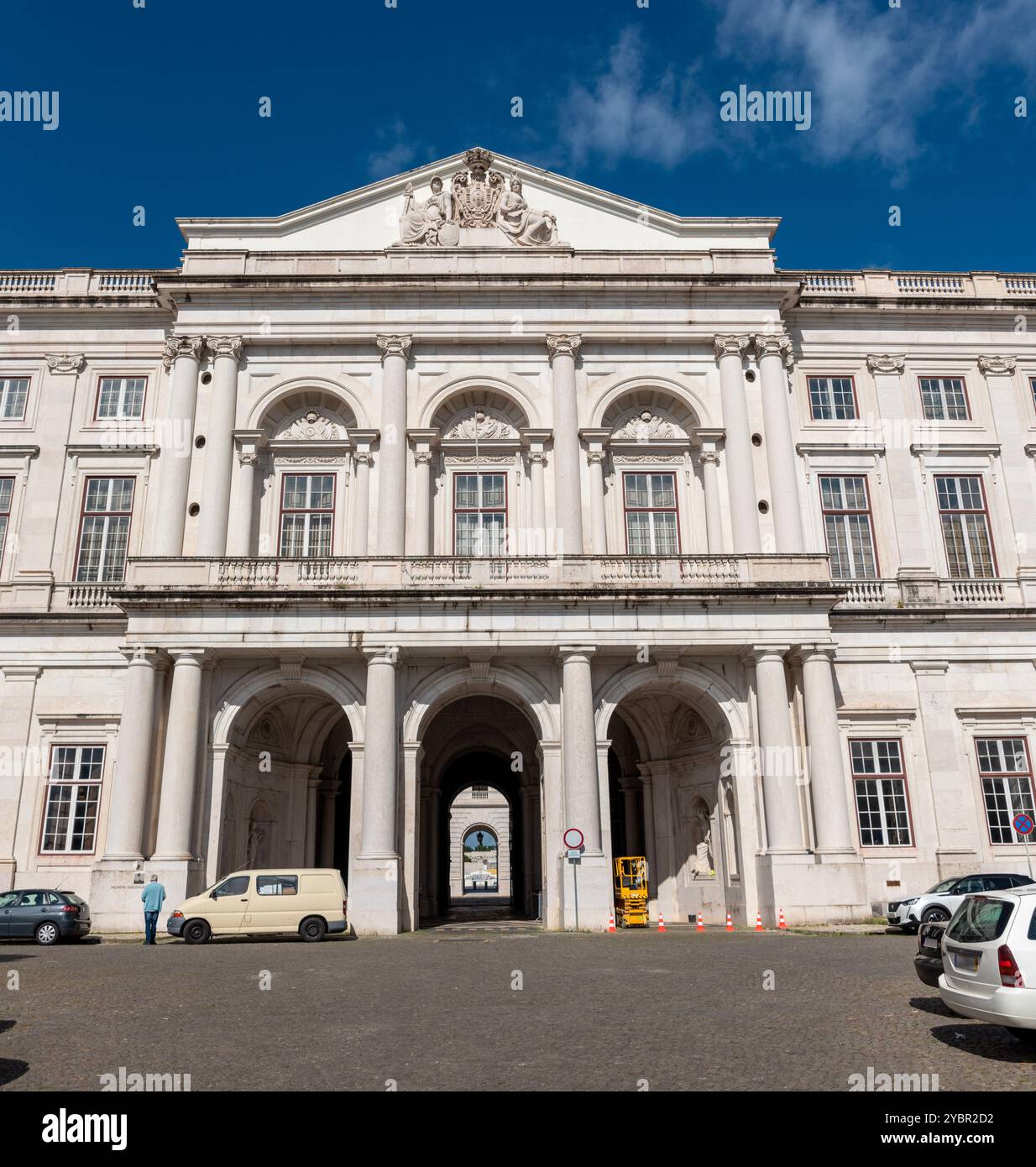 Hauptportal des Nationalpalastes Ajuda in Lissabon, auch portugiesisches Kulturministerium, Portugal Stockfoto