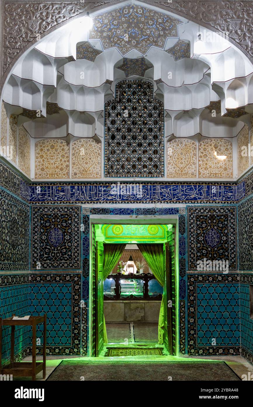 Mahan Kerman Iran 19. September 2024: Shah Nematollah Vali-Schrein. Es ist ein historischer Komplex in Mahan, Iran, der das Grab des berühmten beherbergt Stockfoto