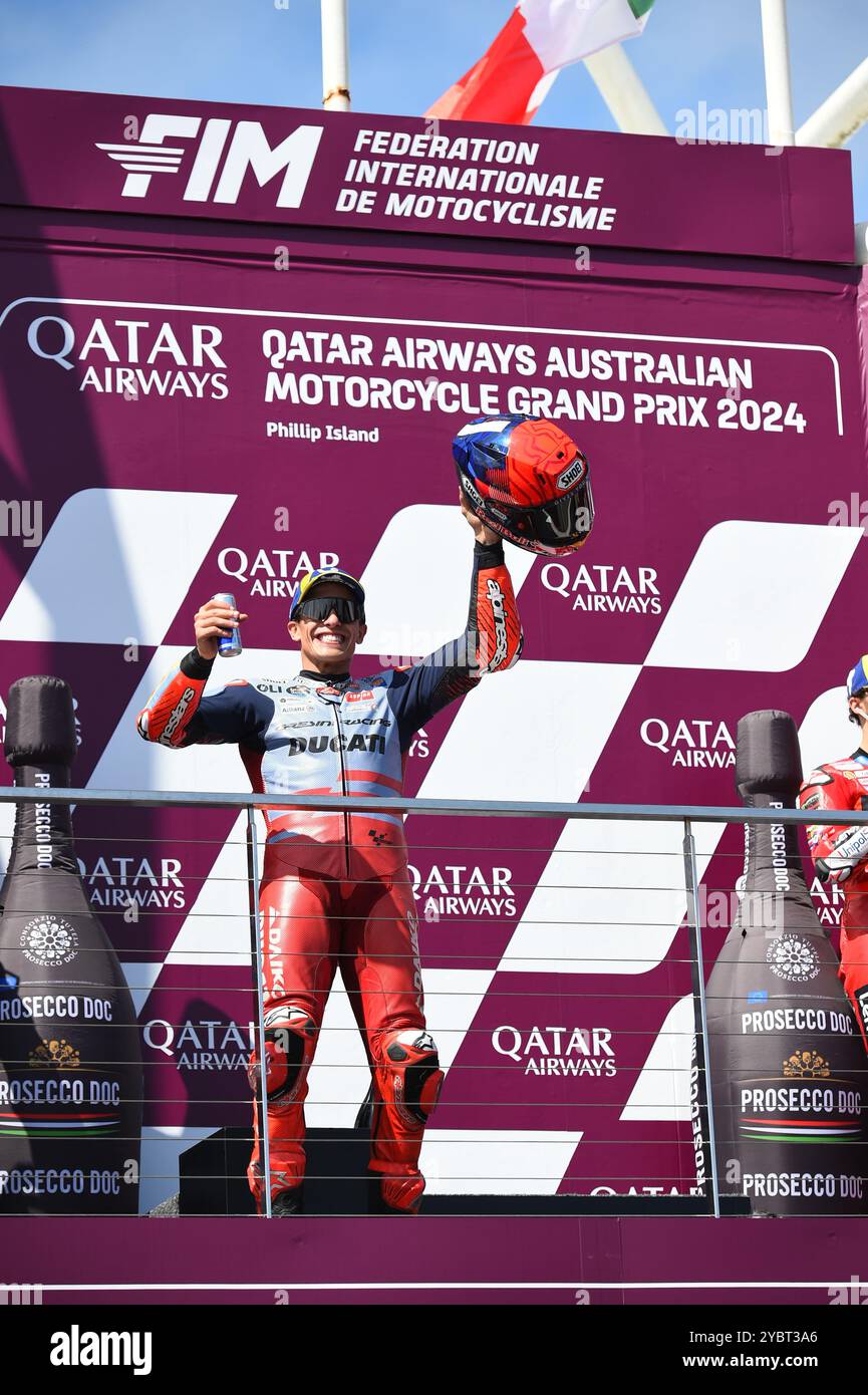 MELBOURNE, AUSTRALIEN. Oktober 2024. Im Bild: Marc Márquez, Nummer 93 Spaniens, reitet für Gresini Racing während der MotoGP-Podestfeier beim Qatar Airways Australian Motorcycle Grand Prix 2024 auf dem Phillip Island Circuit. Quelle: Karl Phillipson/Alamy Live News Stockfoto