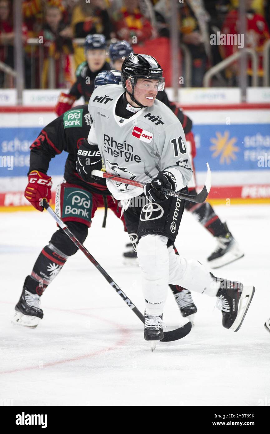 PSD Bank Dome, Düsseldorf, Nordrhein-Westfalen, Justin Schuetz (Koelner Haie, #10), PENNY DEL, Duesseldorfer EG-Koelner Haie am 18.10/2024 Stockfoto