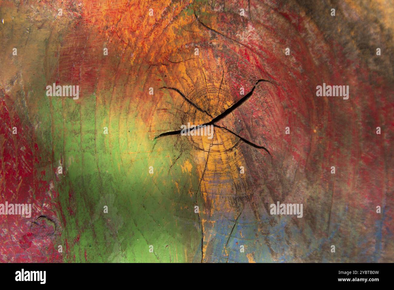 Hintergrund von Holzbrettern mit gemischten Farben gefärbt Stockfoto