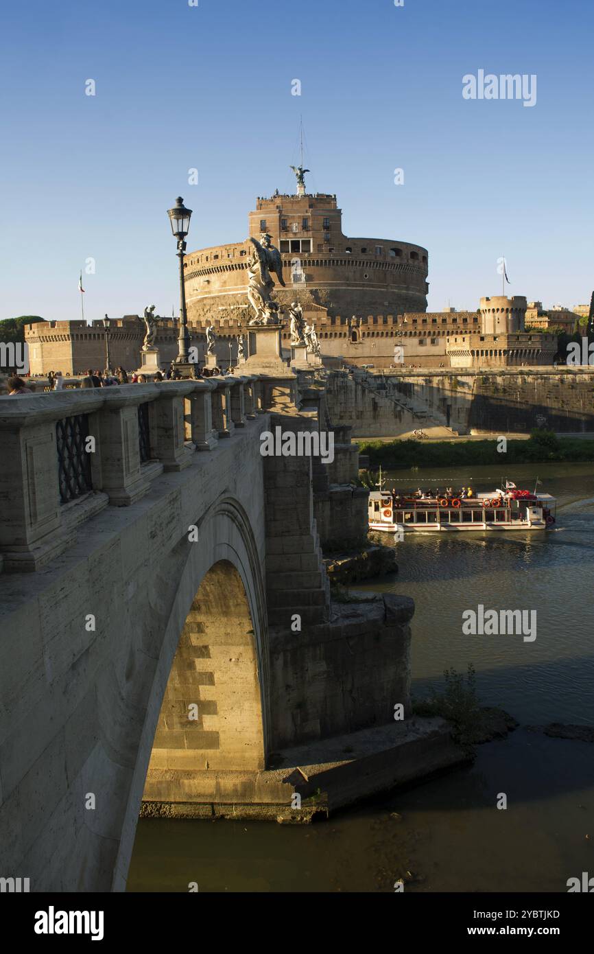 Blick auf das Schloss Sant'Angelo bei Tag in Rom Italien Europa Stockfoto