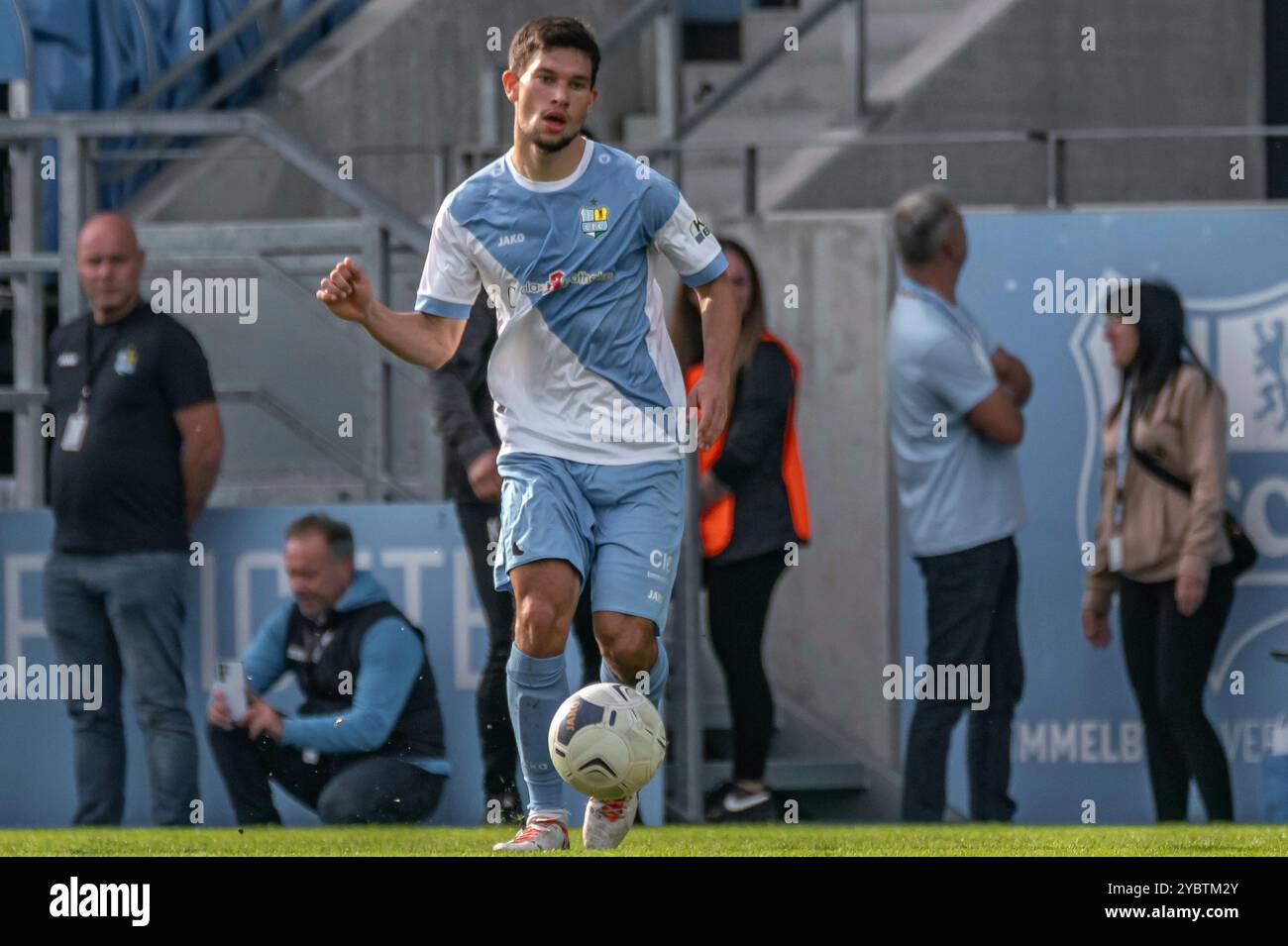 Chemnitz, Deutschland 19. Oktober 2024: Regionalliga Nordost - 2024/2025 - Chemnitzer FC vs. VFC Plauen im Bild: Roman Eppendorfer (Chemnitz) Stockfoto