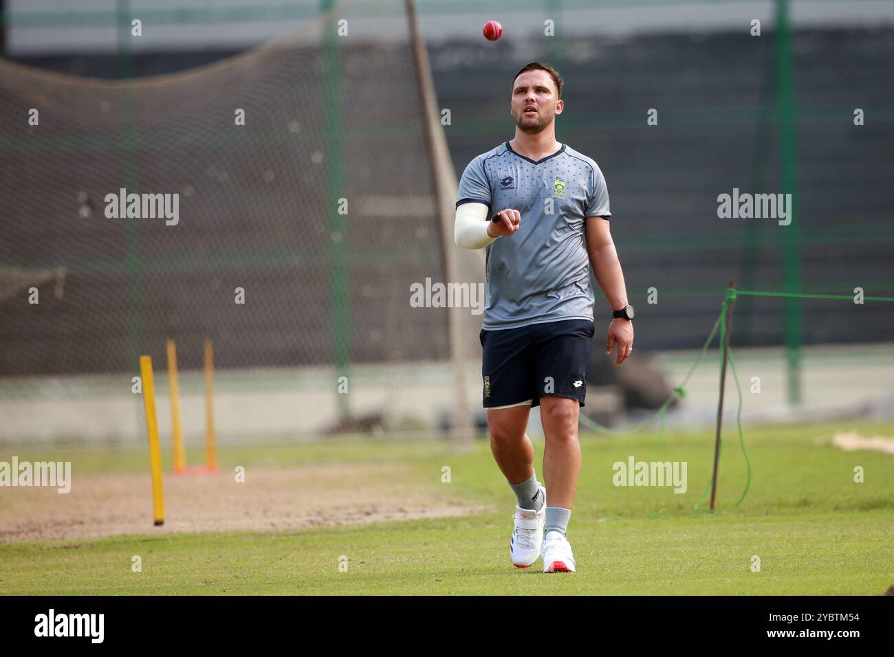 Das South Africa Team nimmt am 19. Oktober 2024 an einem Training im Sher-e-Bangla National Cricket Stadium (SBNCS) in Mirpur, Dhaka, Bangladesch Teil. Als Th Stockfoto