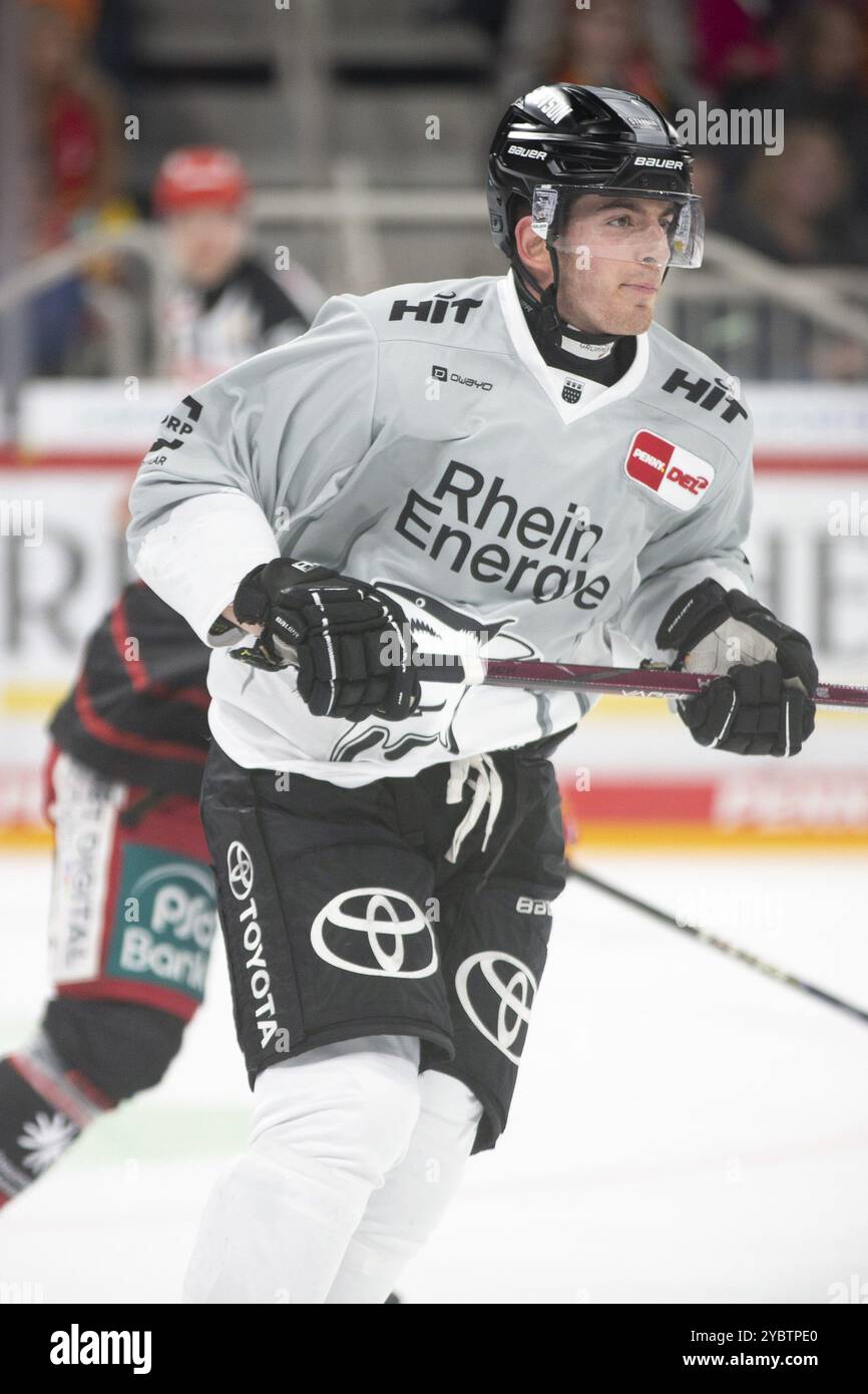 PSD Bank Dome, Düsseldorf, Nordrhein-Westfalen, Robin van Calster (Koelner Haie, #5), PENNY DEL, Duesseldorfer EG-Koelner Haie am 18.10.2024 Stockfoto