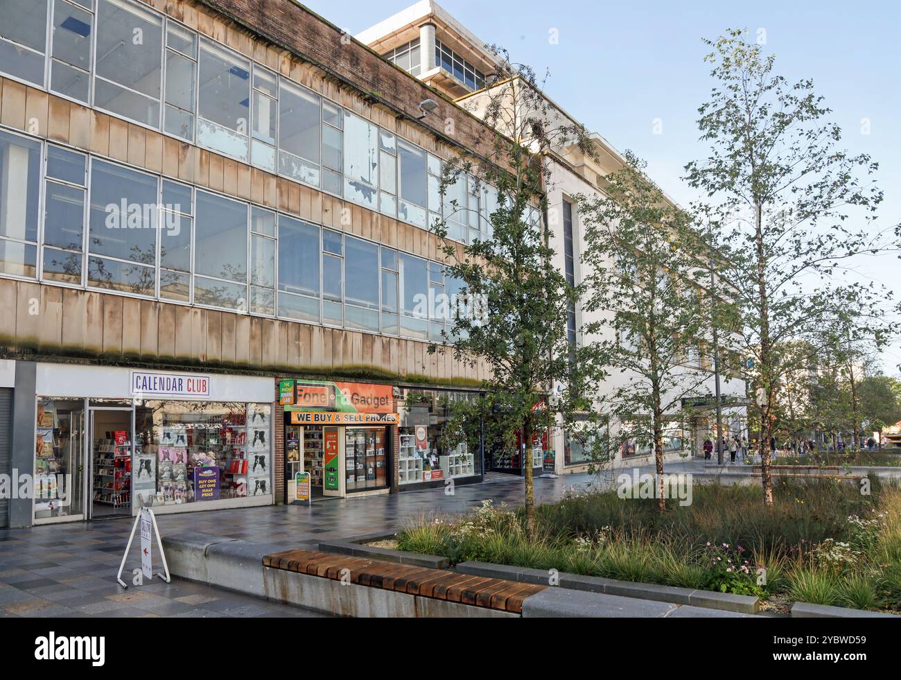 The Calendar Shop, ein Pop-up-Händler für Weihnachtsgeschäfte im neu renovierten New George Street Plymouth. Der beliebte Geschenkhändler wird angezeigt Stockfoto