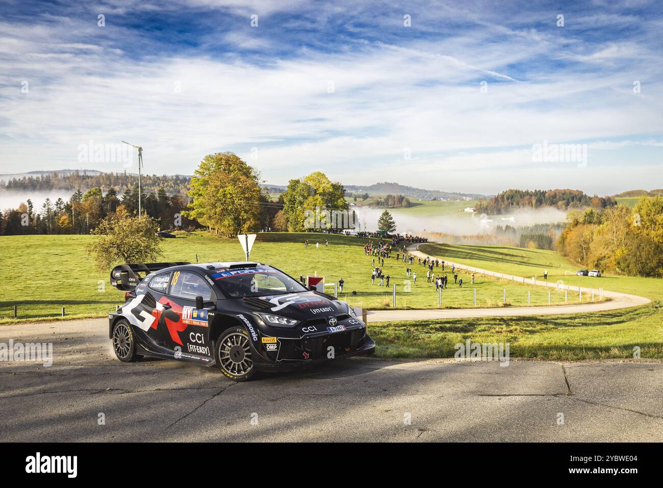 Erstaunlich Auto Wahrend Der Fahrt Ausgegangen Bild