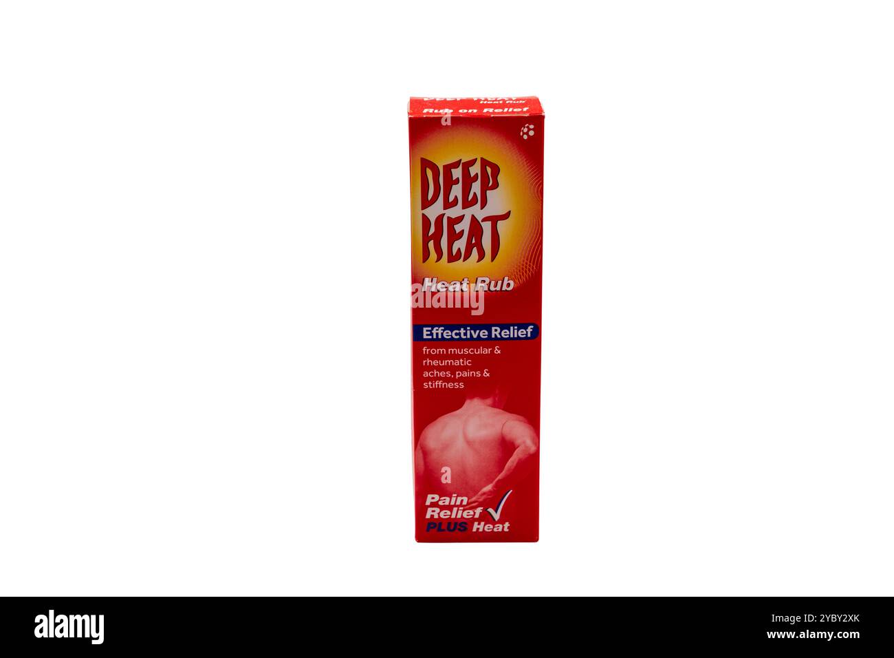 Wolverhampton UK – 19. Oktober 2024: Einzelhandelsverpackung mit Muskelwärmetherapie-Creme, Deep Heat. Isoliert auf weißem Hintergrund Stockfoto