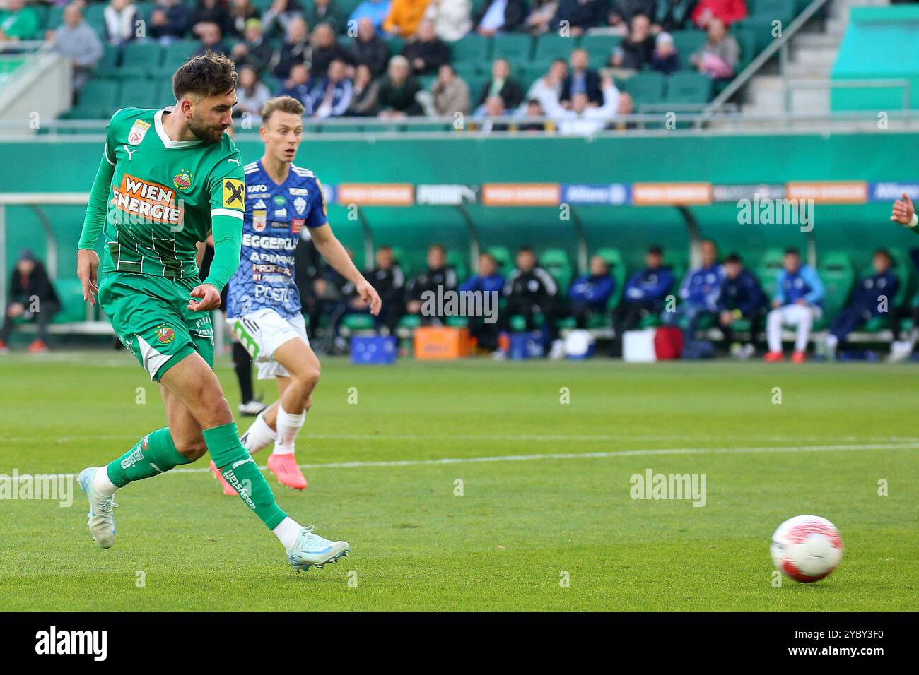 Wien, Österreich. Oktober 2024. WIEN, ÖSTERREICH - 20. OKTOBER: Tor von Dion Beljo von Rapid während des Admiral-Bundesliga-Spiels zwischen SK Rapid und TSV Egger Glas Hartberg im Allianz Stadion am 20. Oktober 2024 in Wien.241020 SEPA 29 001 - 20241020 PD11334 Credit: APA-PictureDesk/Alamy Live News Stockfoto