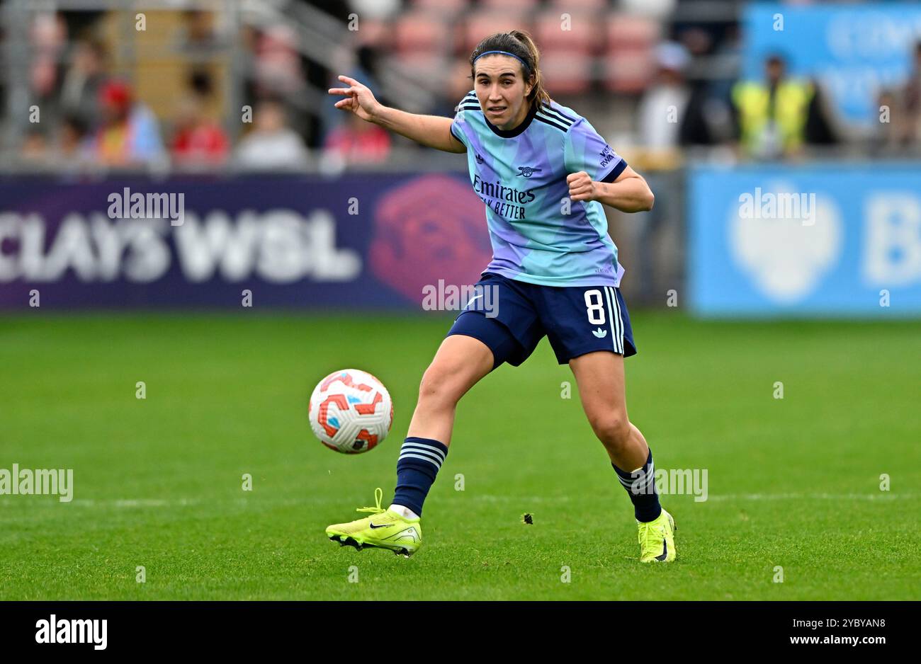 Dagenham, Großbritannien. Oktober 2024. Barclays Womens Super League. West Ham V Arsenal. Chigwell Construction Stadium. Dagenham. Mariona Caldentey (Arsenal) während des Spiels der West Ham V Arsenal Barclays Womens Super League im Chigwell Construction Stadium, Dagenham. Quelle: Sport In Pictures/Alamy Live News Stockfoto