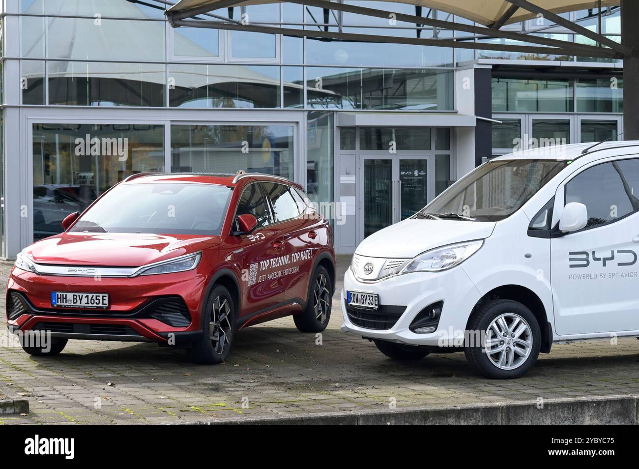 DEUTSCHLAND, Sittensen, Autohaus für chinesische Elektroautos BYD / DEUTSCHLAND, Sittensen, Autohaus für chinesische Elektroautos BYD, Made in China Stockfoto