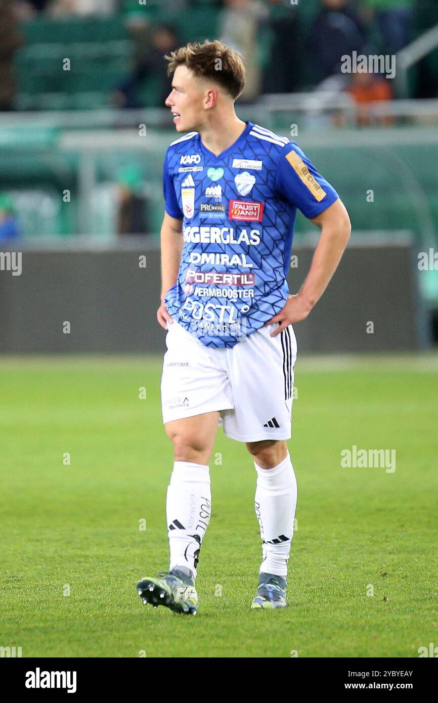 Wien, Österreich. Oktober 2024. WIEN, ÖSTERREICH - 20. OKTOBER: Enttäuschung von Paul Komposch aus Hartberg während des Admiral-Bundesliga-Spiels zwischen SK Rapid und TSV Egger Glas Hartberg im Allianz Stadion am 20. Oktober 2024 in Wien.241020 SEPA 29 037 - 20241020 PD13499 Credit: APA-PictureDesk/Alamy Live News Stockfoto
