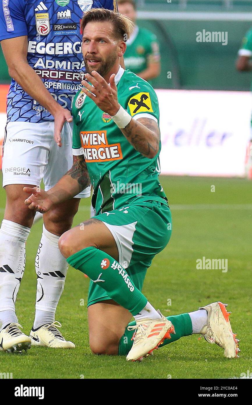 Wien, Österreich. Oktober 2024. WIEN, ÖSTERREICH - 20. OKTOBER: Guido Burgstaller von Rapid Angry während des Admiral-Bundesliga-Spiels zwischen SK Rapid und TSV Egger Glas Hartberg im Allianz Stadion am 20. Oktober 2024 in Wien.241020 SEPA 29 063 - 20241020 PD17490 Credit: APA-PictureDesk/Alamy Live News Stockfoto