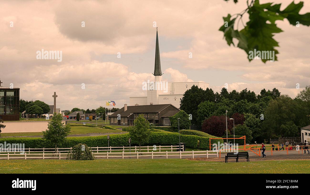 08.06.2024 Knock, Co. Mayo, Irland. Der Schrein unserer Lieben Frau von Knock ist eine römisch-katholische Basilika unserer Lieben Frau Königin von Irland. Stockfoto