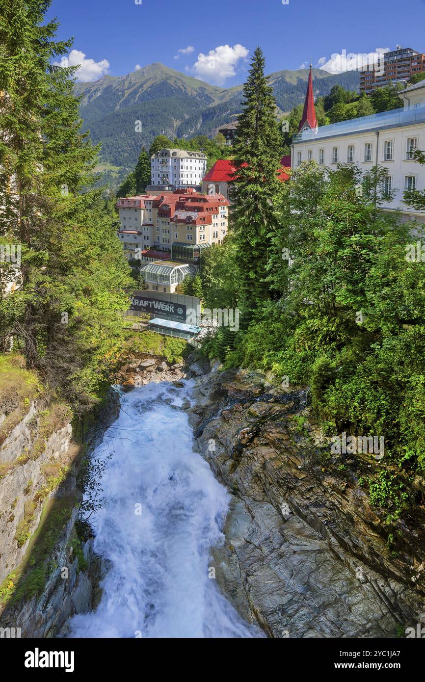 Wasserfall der Gasteiner Ache im Zentrum, Bad Gastein, Gasteinertal, hohe Tauern, Pongau, Salzburger Provinz, Österreich, Europa Stockfoto