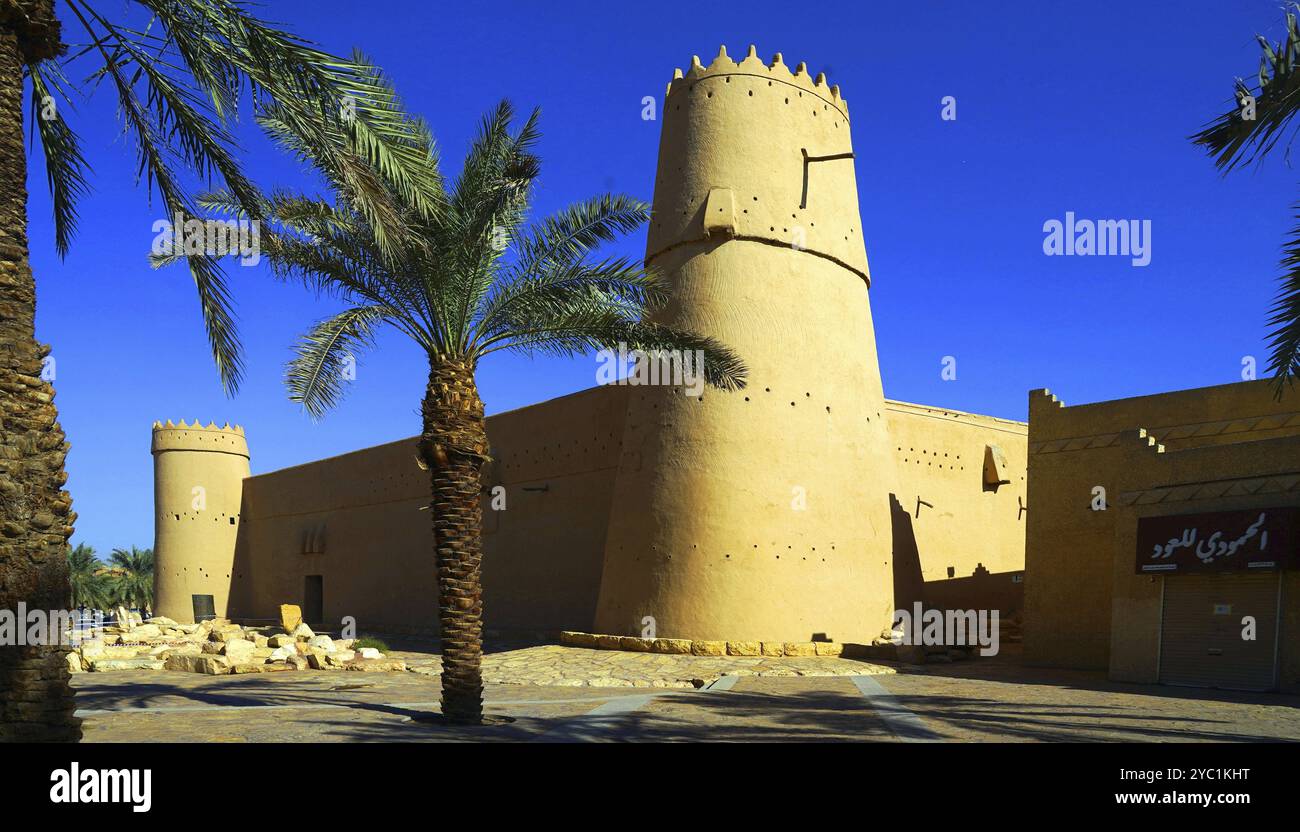 Gebäude, Architektur, Fort Masmak, blauer Himmel, Reisen, Riad, Naher Osten, Saudi-Arabien, Masmak, Saudi-Arabien, Asien Stockfoto