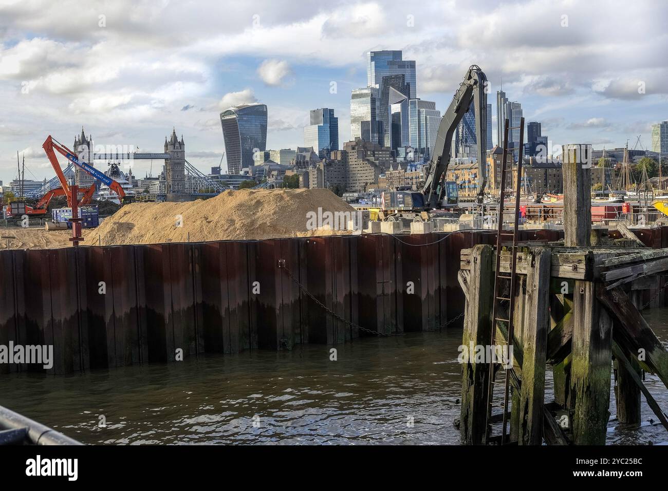 Thames Super Kanalisation Construction am Standort Chambers Wharf, Bermondsey, London. UK Stockfoto