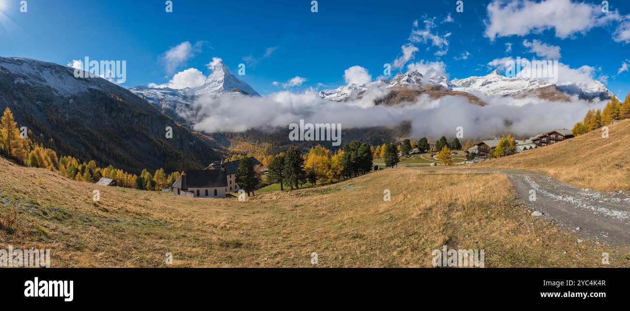 Zermatt Schweiz Panorama Naturlandschaft des Matterhorns auf der Riffelalp im Herbst Stockfoto